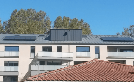 photo-immeuble-toulouse-installation-panneaux-solaires-hybrides-DualSun