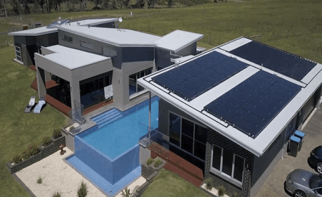 photo-installation-dualsun-bairnsdale-panneaux-solaire-hybride-piscine-1