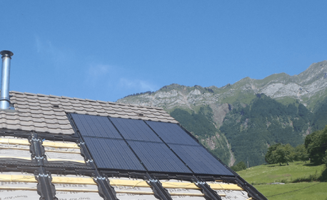 photo-installation-panneaux-solaires-thermiques-photovoltaîque-DualSun-montagne-5