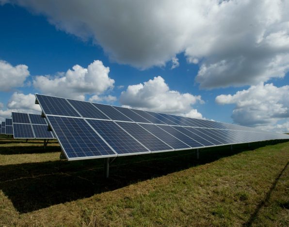 panneau solaire au sol