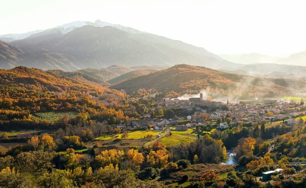 vue aerienne village occitanie